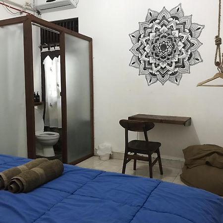 Hostel Wood Stone Yogyakarta Exterior foto